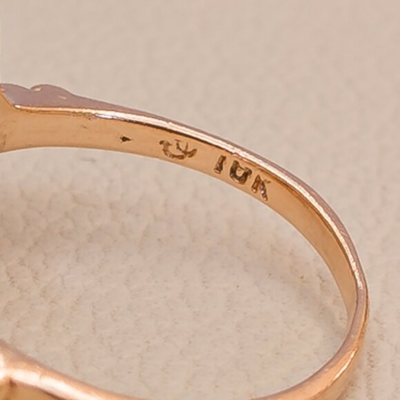 1970s 10k Gold Garnet Butterfly Cocktail Ring · Size 5.75 - Picture 11 of 13